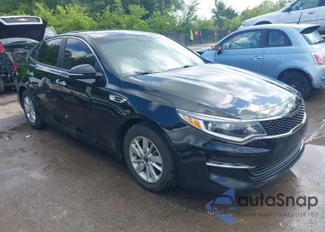 2017 Kia Optima Lx z USA, uszkodzony, nr VIN 5XXGT4L35HG152515